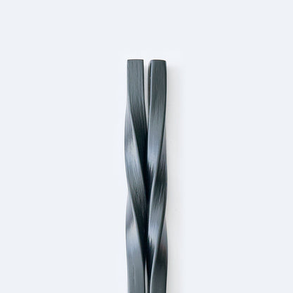 スス竹ネジリ箸 ブラック（中）21cm