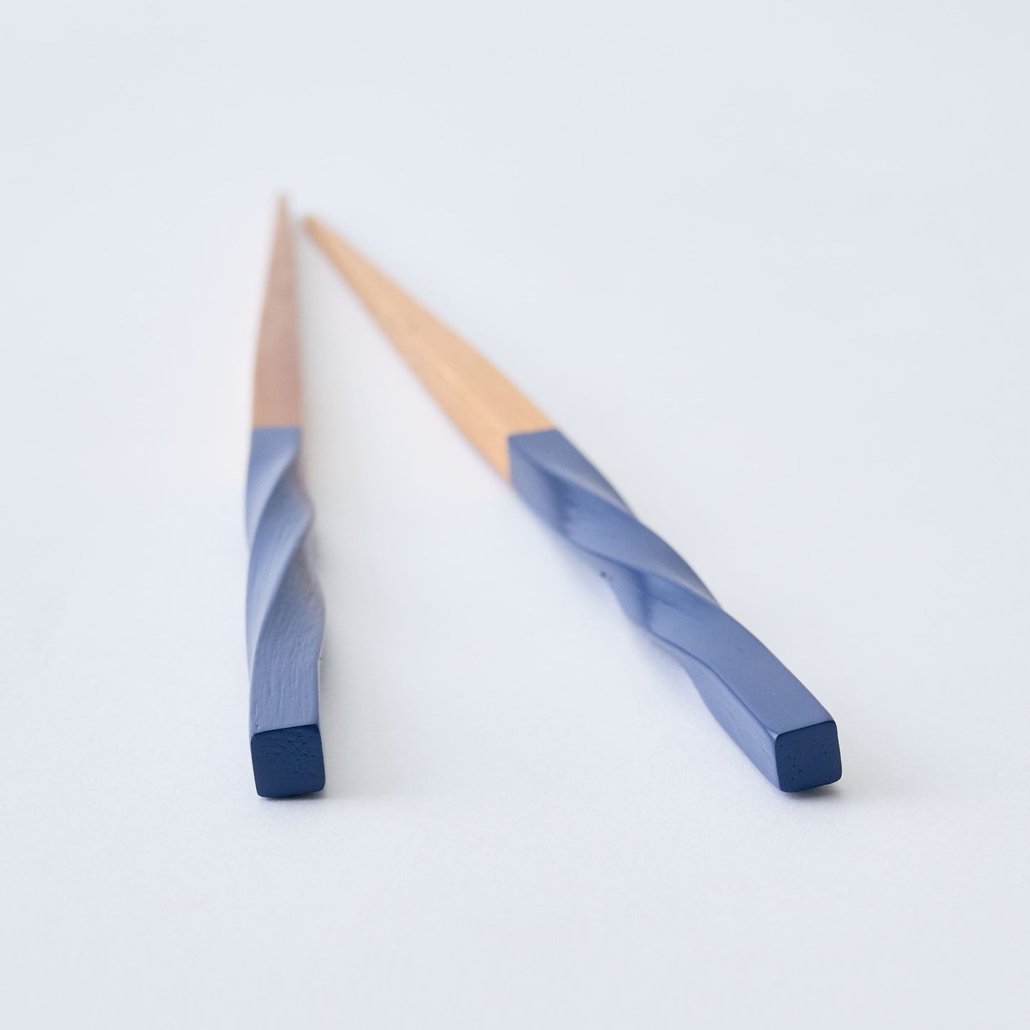 スス竹ネジリ箸 紺（中）21cm